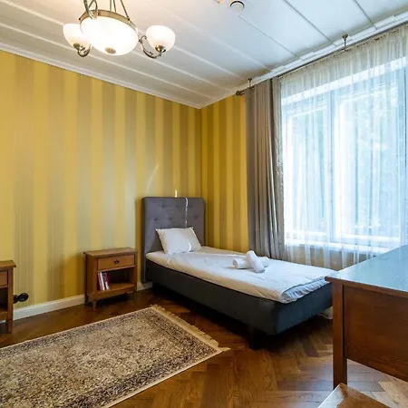 Pargimaja Kuressaare