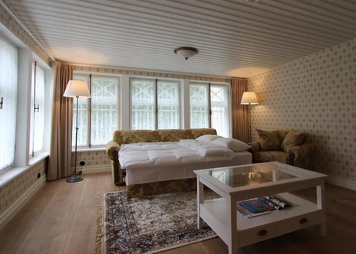 Pargimaja * Kuressaare